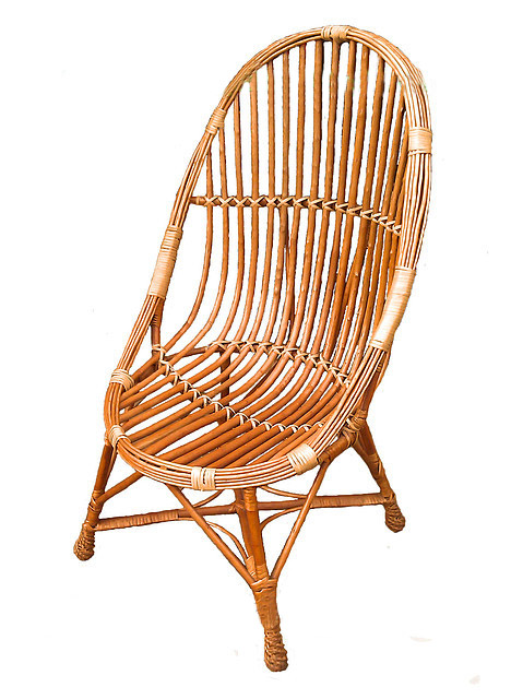 Кресло плетеное из лозы